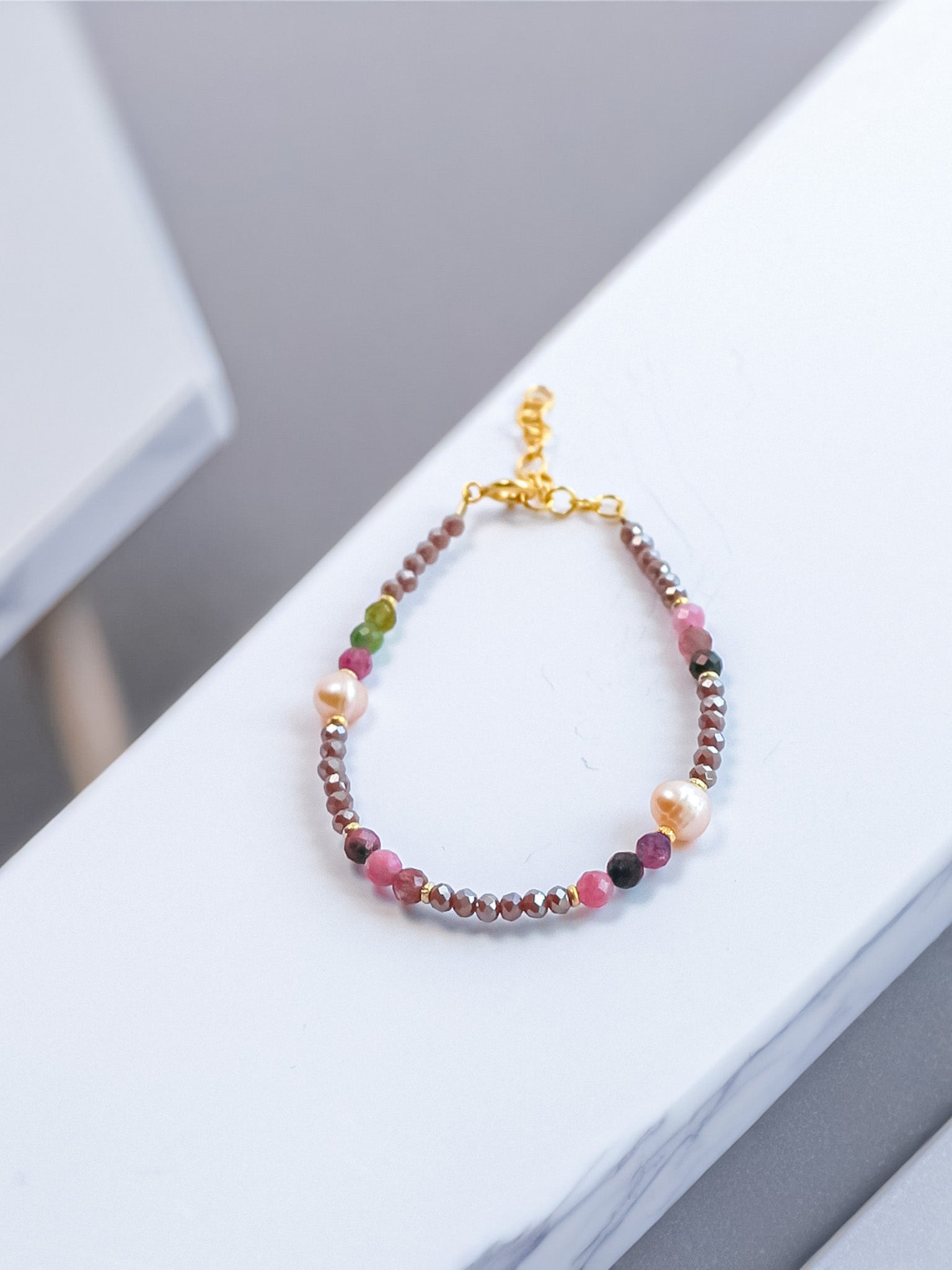 Steinarmband Gelbgold - Arcus - Lovesign - Handmade in Tyrol